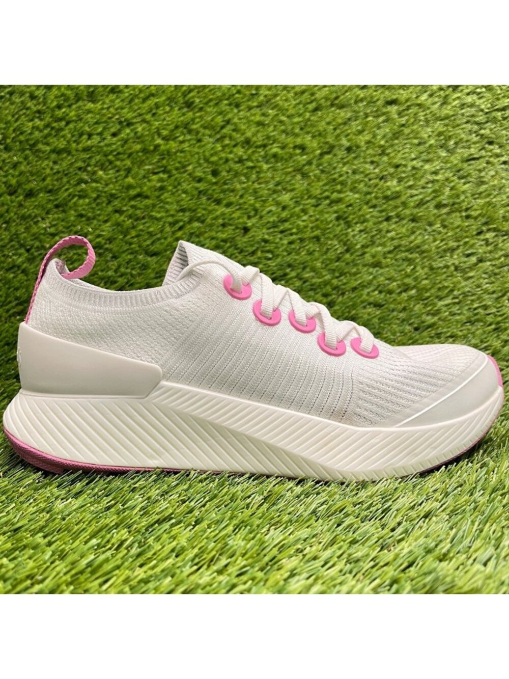 Allbirds Tree Gliders Womens Size 9 White Pink Athletic Running Shoes Sneakers